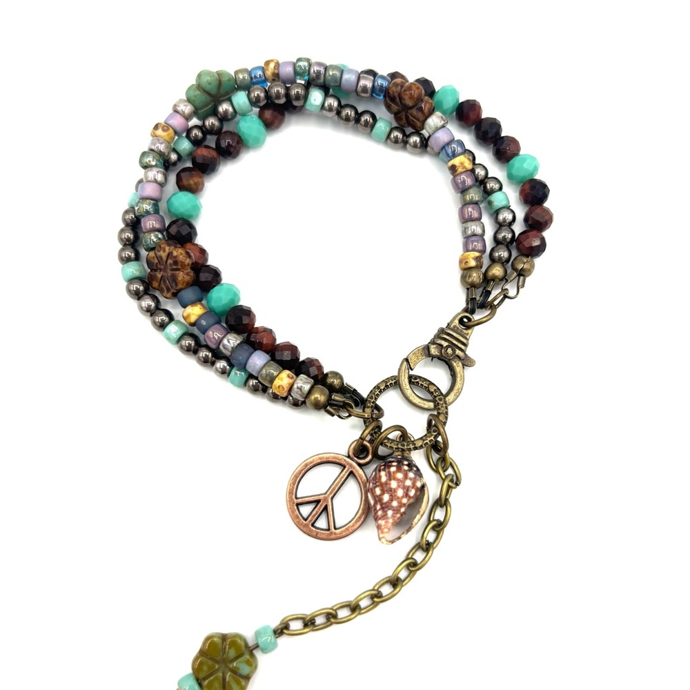 Hand Crafted Bohemian Multicolor Beaded Bracelet - Picture 4 of 10